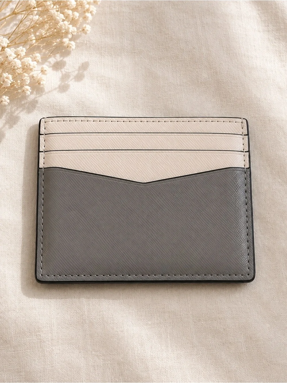 Kate Spade Gray & Cream Leather Card Holder – Gently Used